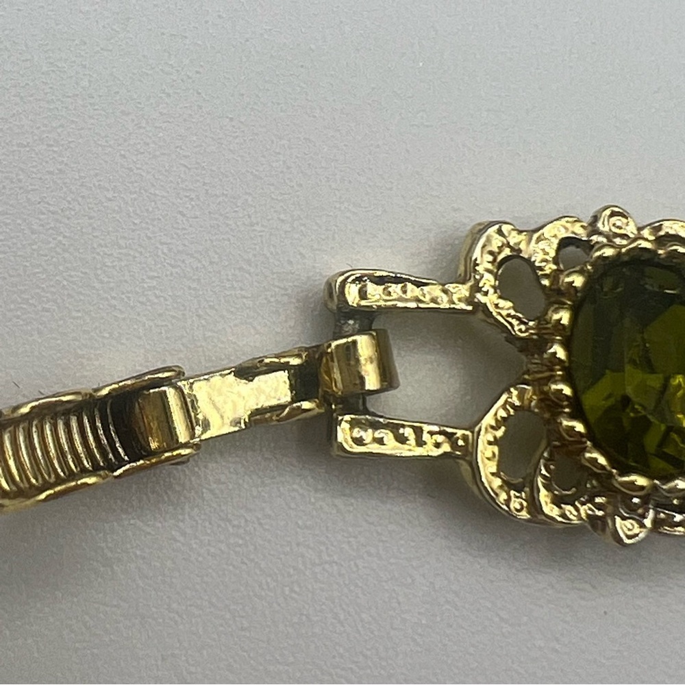 Vintage Gold-filled Hawaiian Jade Bracelet - 1960’s - Picture 5 of 8